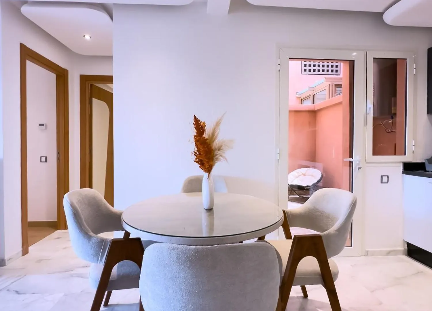 Charme Appt En Residence Riad Garden Avec Piscine Marrakesh Apartment