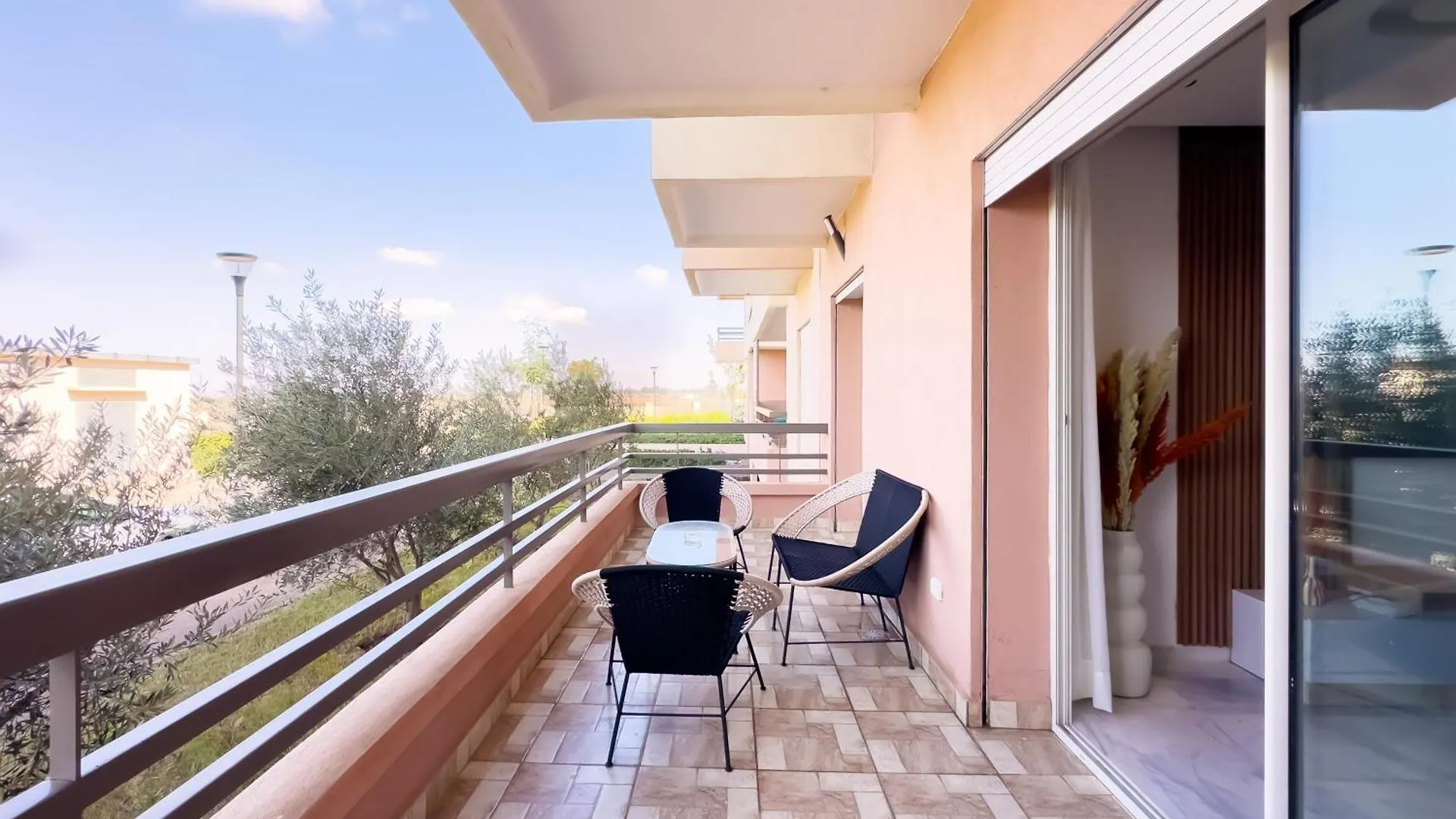 Apartment Charme Appt En Residence Riad Garden Avec Piscine Marrakesh Morocco